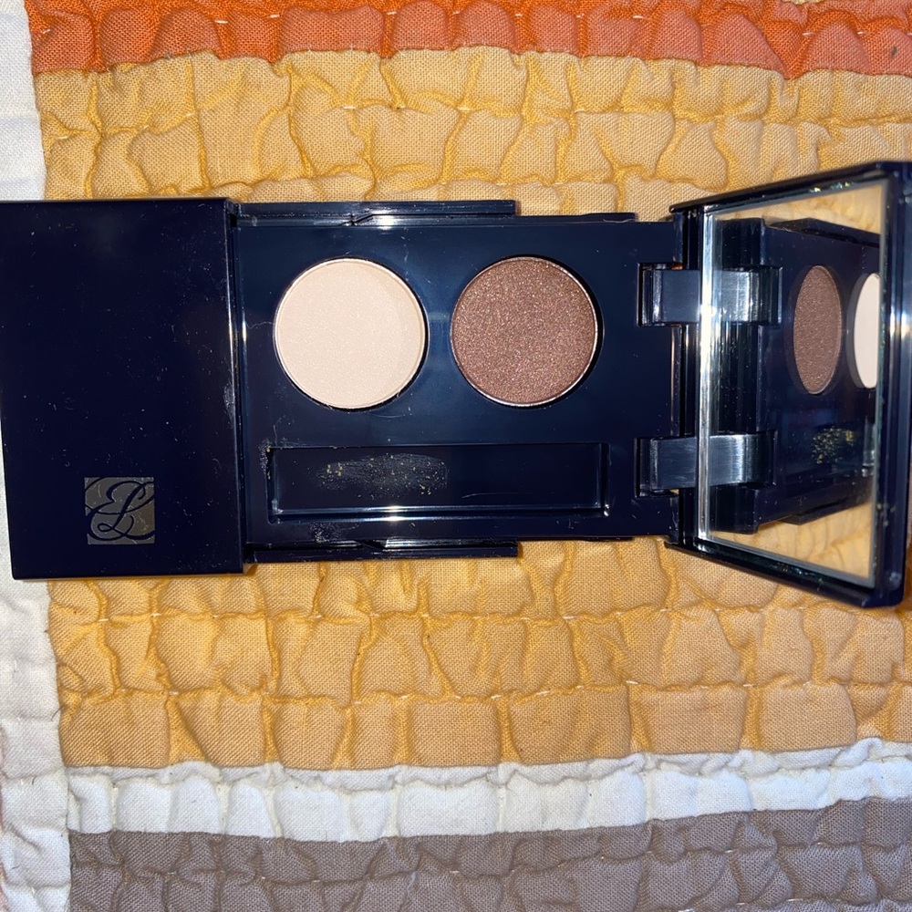 Estée Lauder eyeshadow